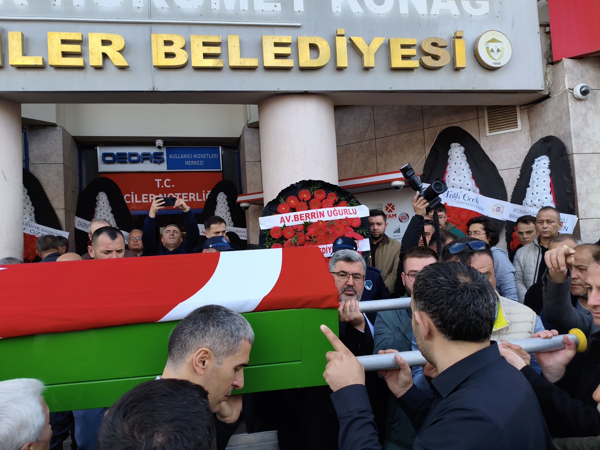 H Ean Y0 Wo A Aub D P