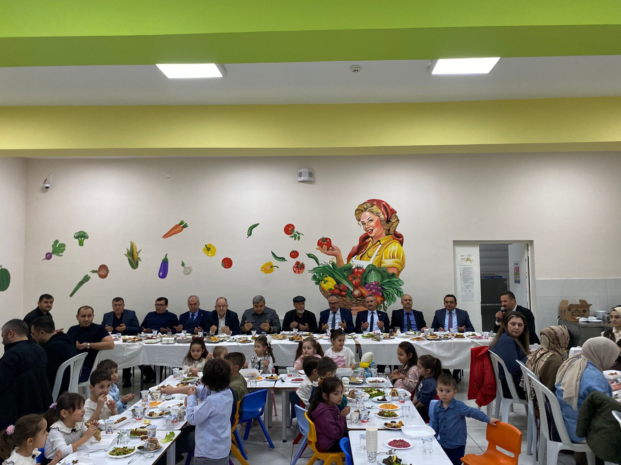 Mi̇ni̇k Kalpler Ramazan Sofrasinda Buluştu (5)