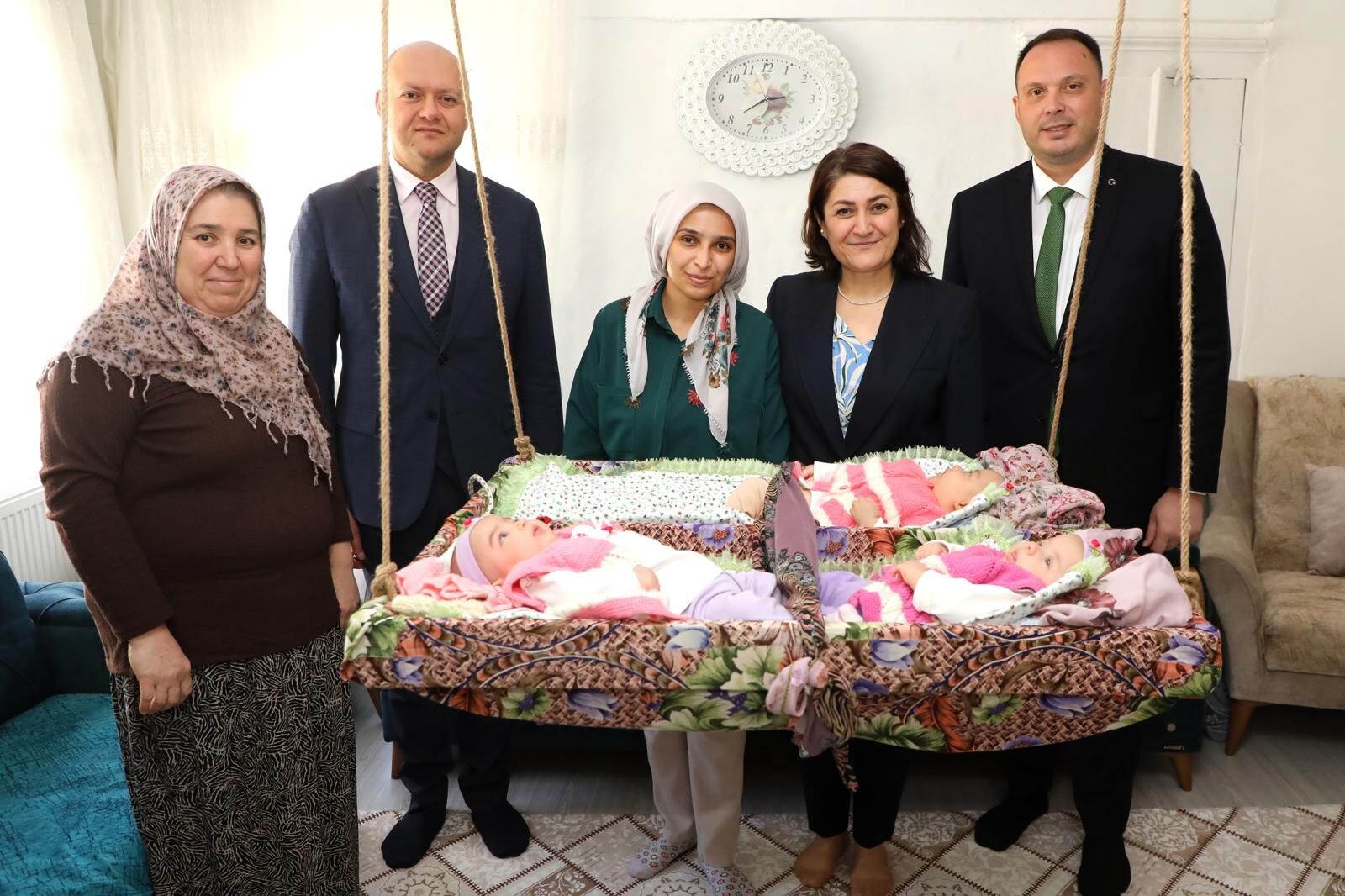 Nagi̇han Aktaş Hi̇mayesi̇nde Anlamli Proje “Göz Bebeği̇mi̇z Afyonkarahi̇sar” Hayata Geçti̇ (2)