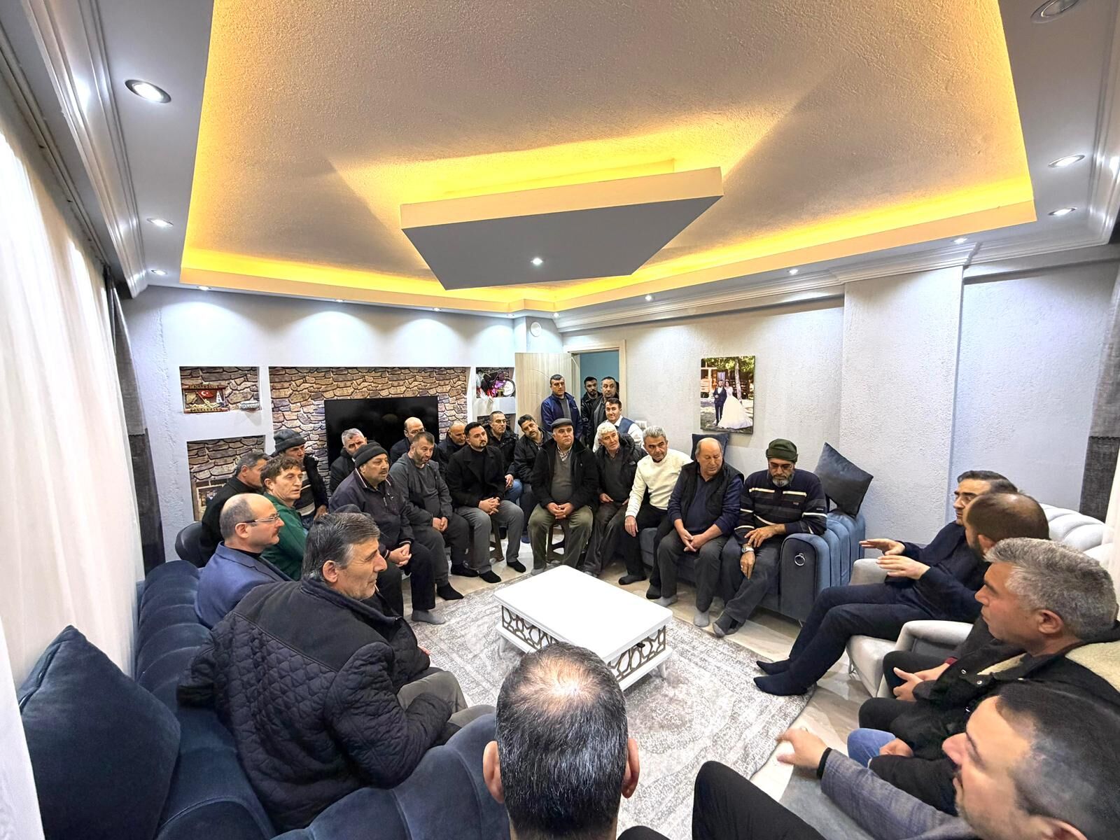 Sandikli’da Ramazan Buluşmalari Başkan Öztaş Ve Mi̇lletveki̇li̇ Arslan Vatandaşlarla Ayni Sofrada (6)