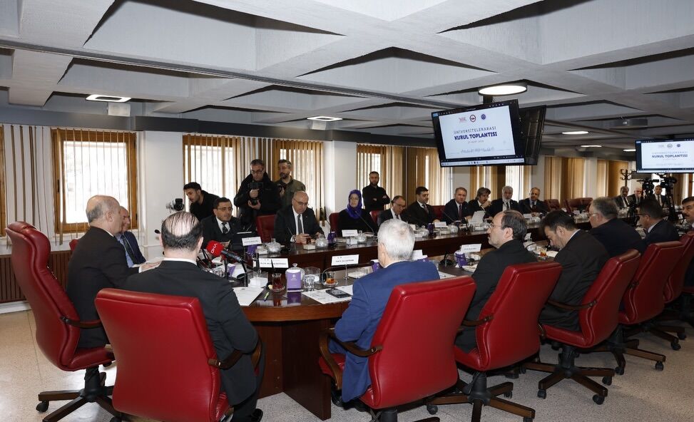 Yükseköğreti̇mde Yeni̇ Dönem Üak Toplantisinda Kri̇ti̇k Kararlar (1)