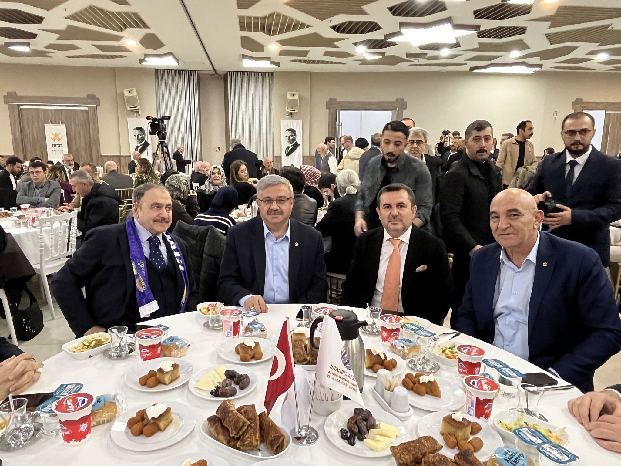 Yurdunuseven Ve Eroğlu, İstanbul’da Afyonlu İş İnsanlariyla İftarda Buluştu (2)