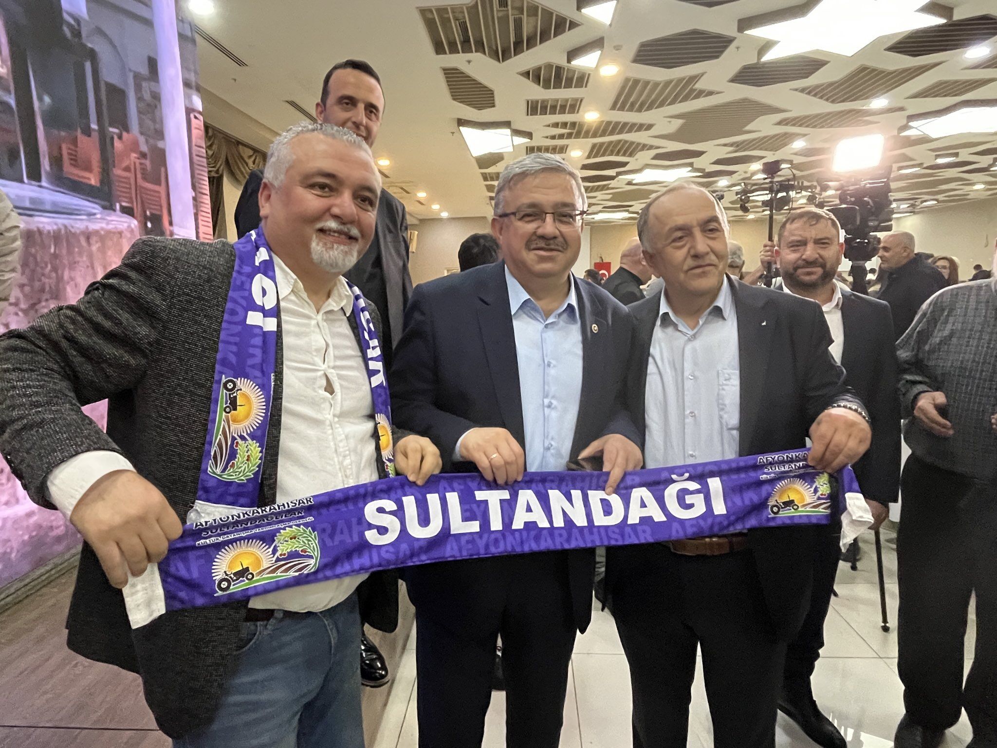 Yurdunuseven Ve Eroğlu, İstanbul’da Afyonlu İş İnsanlariyla İftarda Buluştu (3)