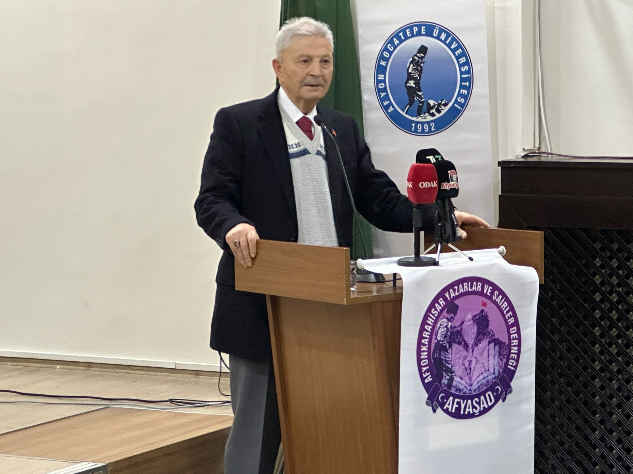 0A539234 9608 4533 9184 7A7B5D9Ab13A