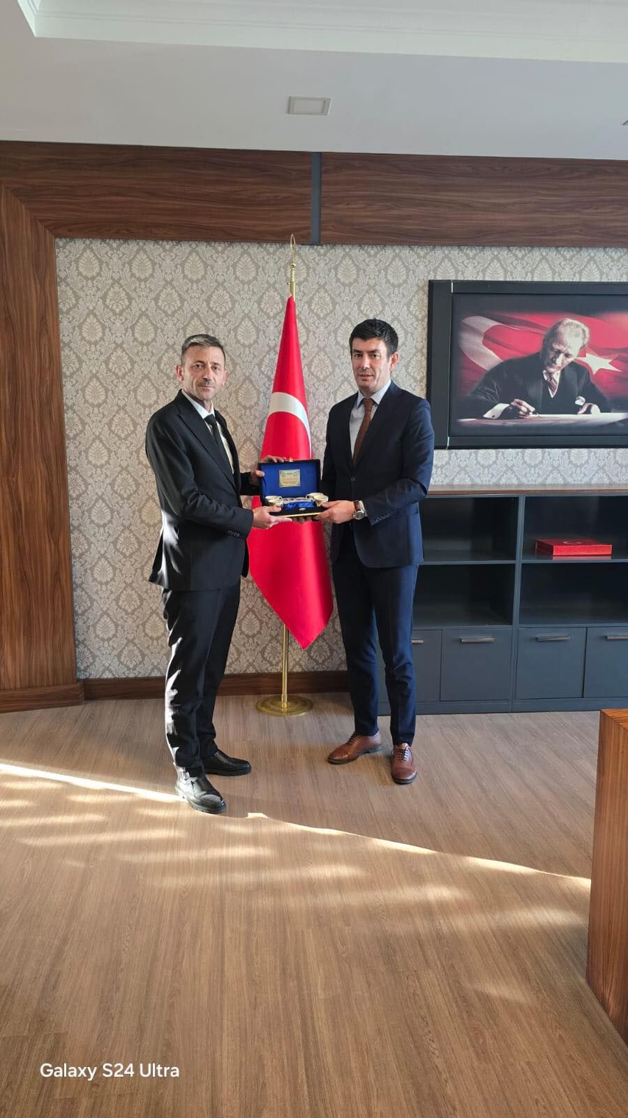 668145247 122222414132281794 7177994852899676956 N