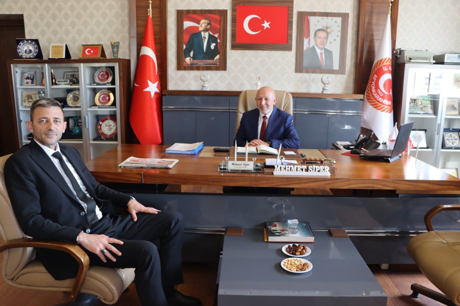 668353492 122222415518281794 5677062994870291881 N