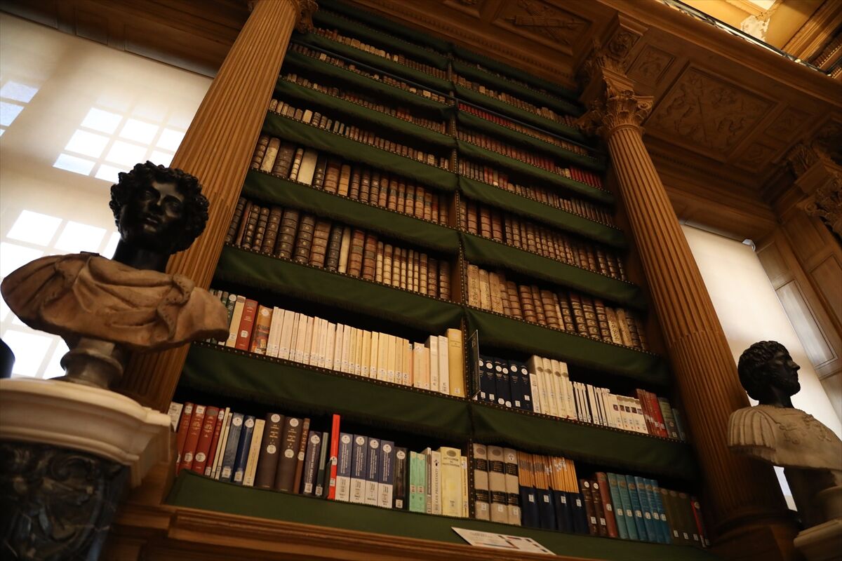 B8C81C8Be046Ad9Cfa84D024923C7Ba1