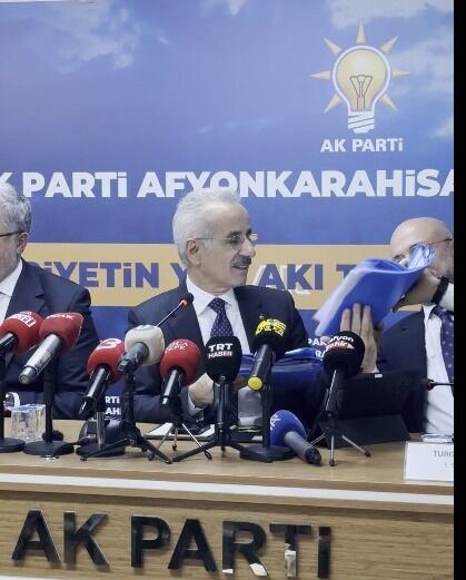 Bakana Dosyalar Sunuldu Yol Sorunu Dosyada Yer Aldı (2)