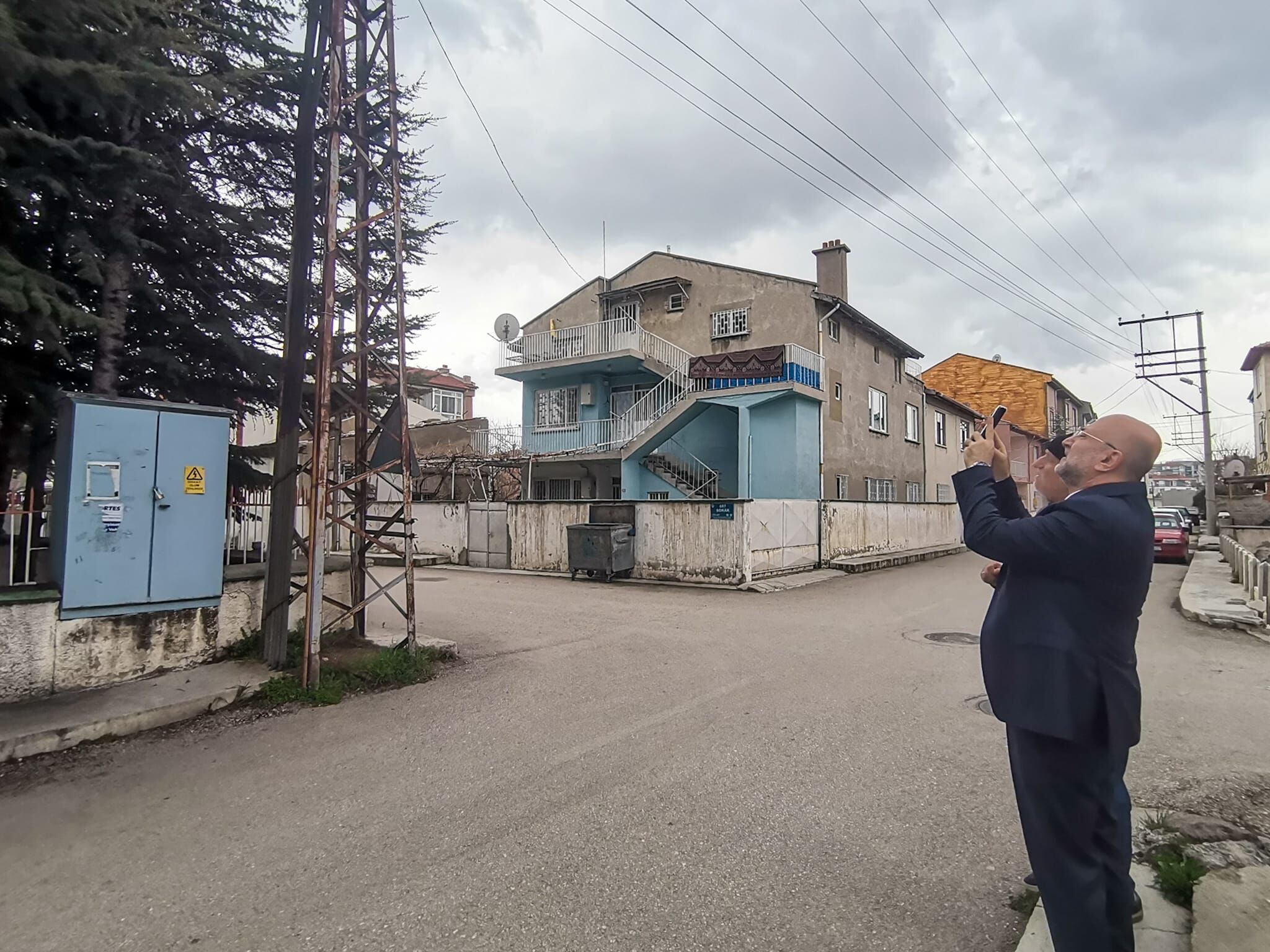 Başkan Şahi̇n Eşrefpaşa’da İncelemelerde Bulundu (1)