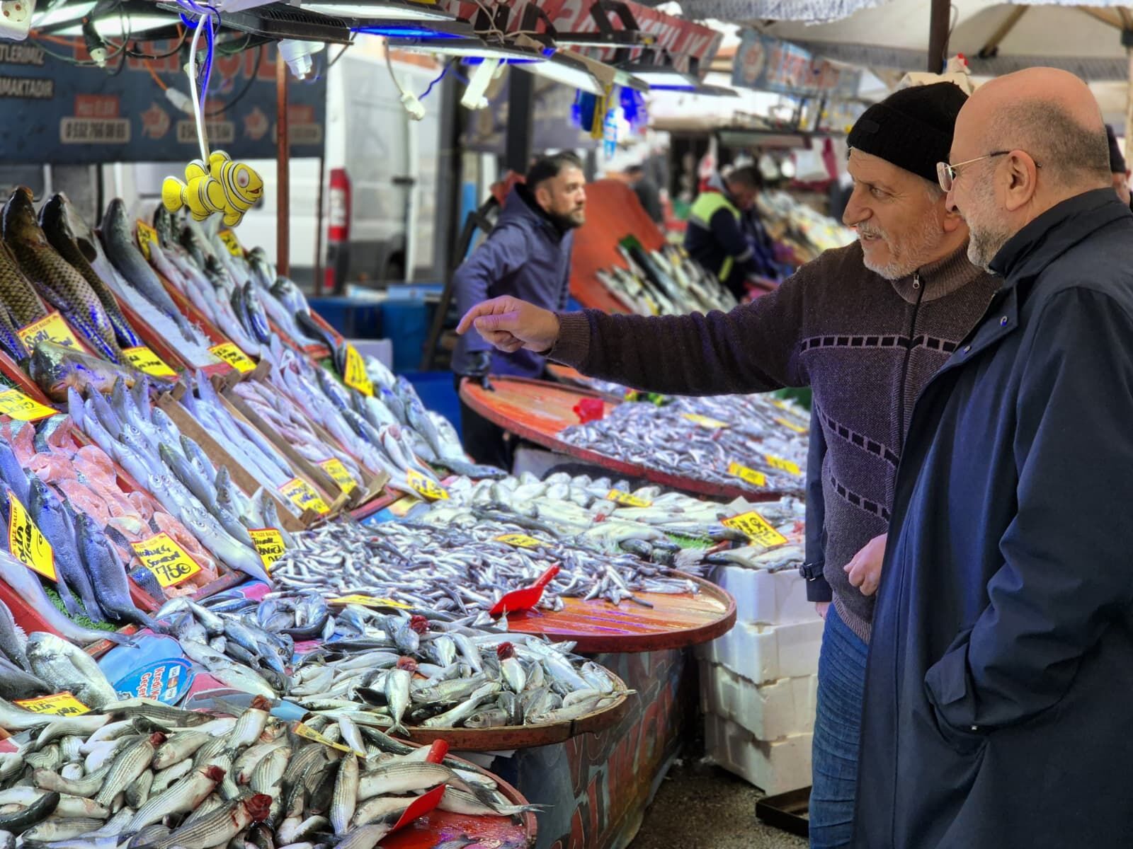 Başkan Şahi̇n Eşrefpaşa’da İncelemelerde Bulundu (3)