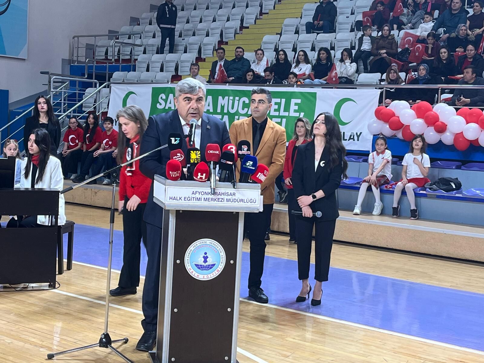 C6Aaed8E 6B43 49Df Aff5 58Ef6Dcc35C1