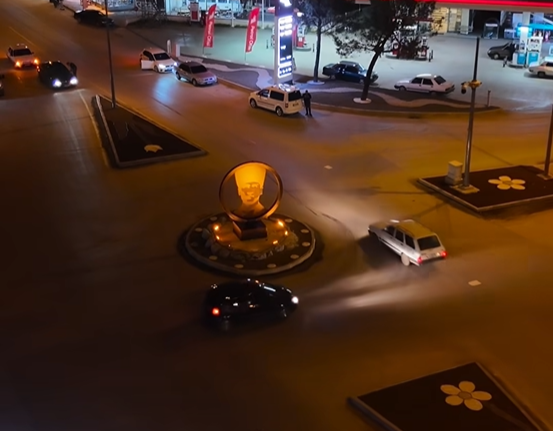 Di̇nar’da Dörtyol Kavşaği’na Atatürk İmzasi (4)