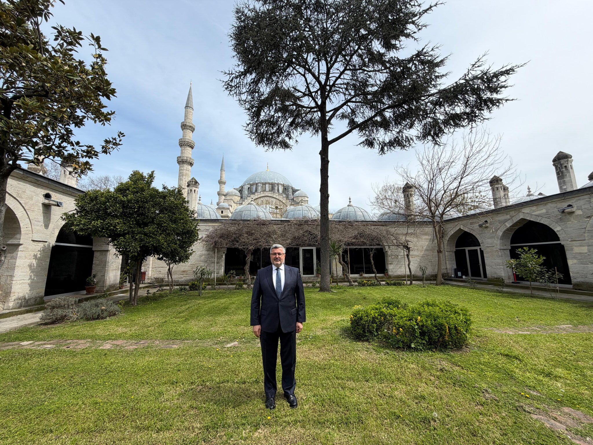 Özkaya Yazma Eserler Kurumunu İnceledi̇ “Tari̇he Sahi̇p Çikiliyor” (4)