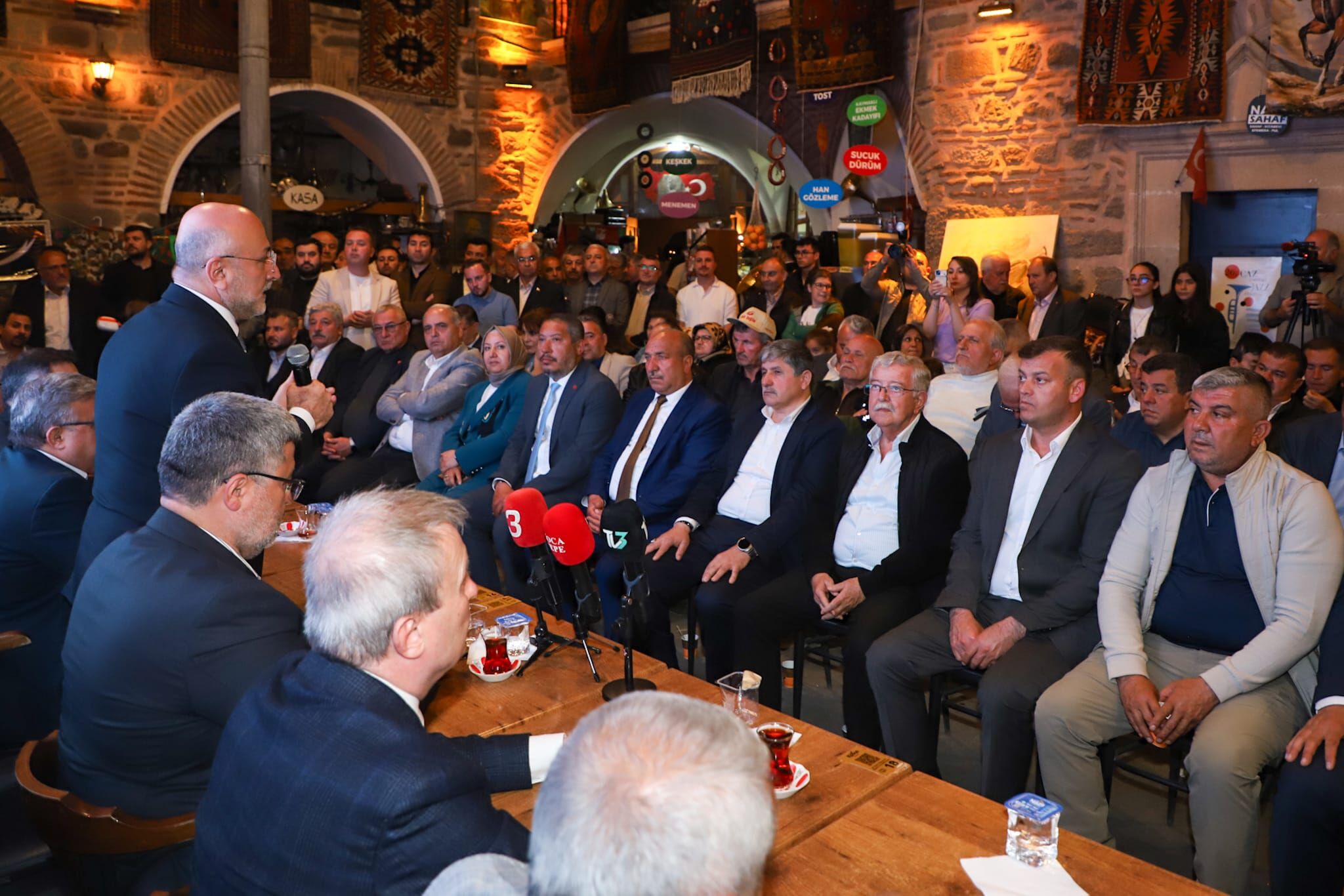 Ak Parti̇ Taşhan’da Bi̇r Araya Geldi̇ (Taşhan Genel Bayramlaşma)2