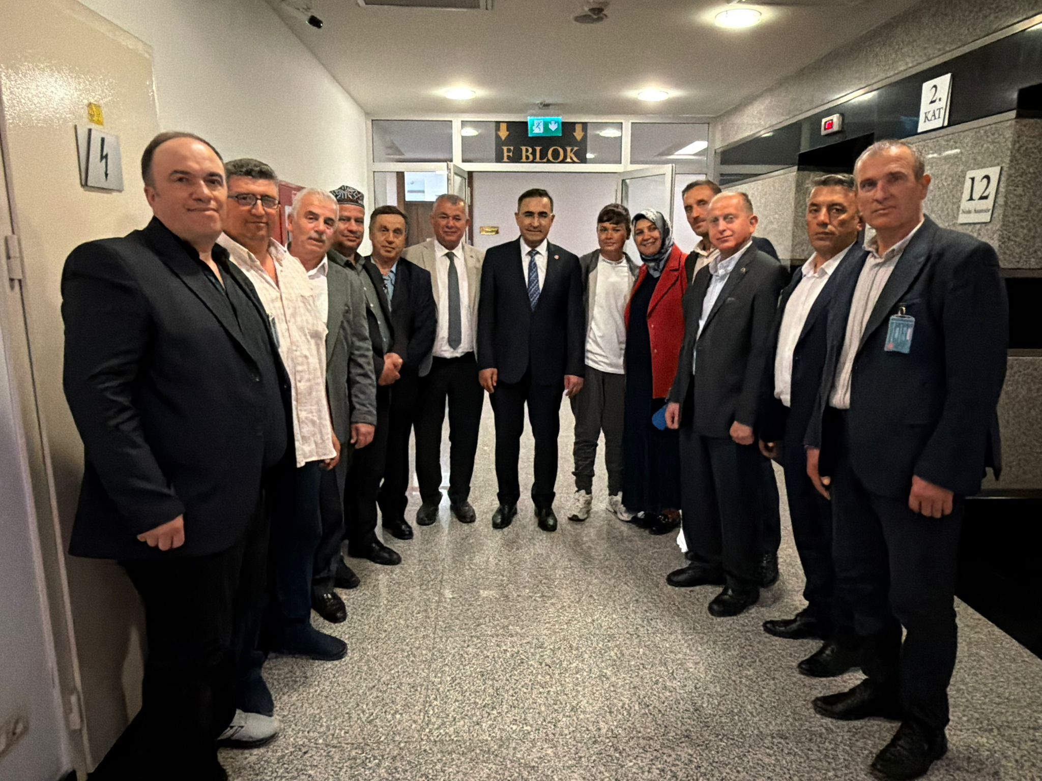 Ak Parti̇li̇ Mi̇lletveki̇lleri̇ İhsani̇ye Heyeti̇yle Mecli̇s’te Görüştü (2)