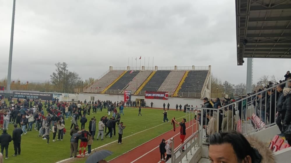 Bal’da Kütahya Rüzgari!2