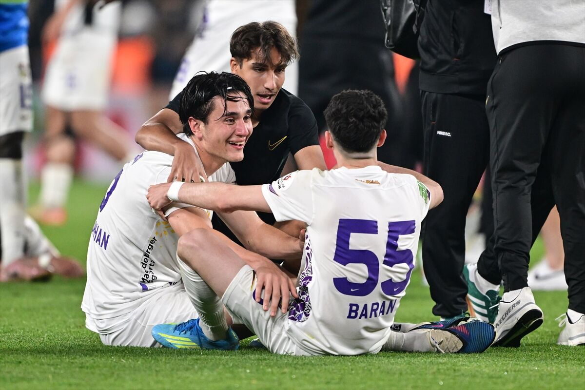 Eyüpspor Li̇gde Kaldi1