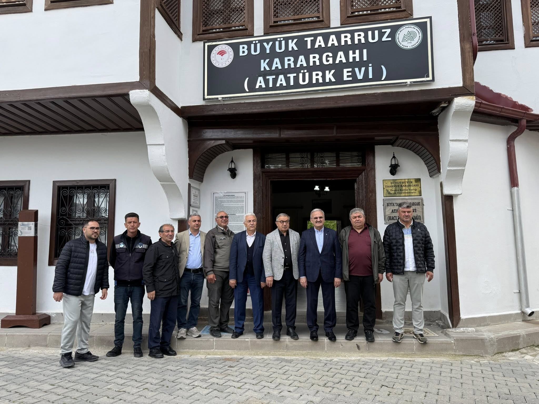 Müni̇r Karaloğlu Şuhut’ta Hangi̇ Noktalari Zi̇yaret Etti̇2