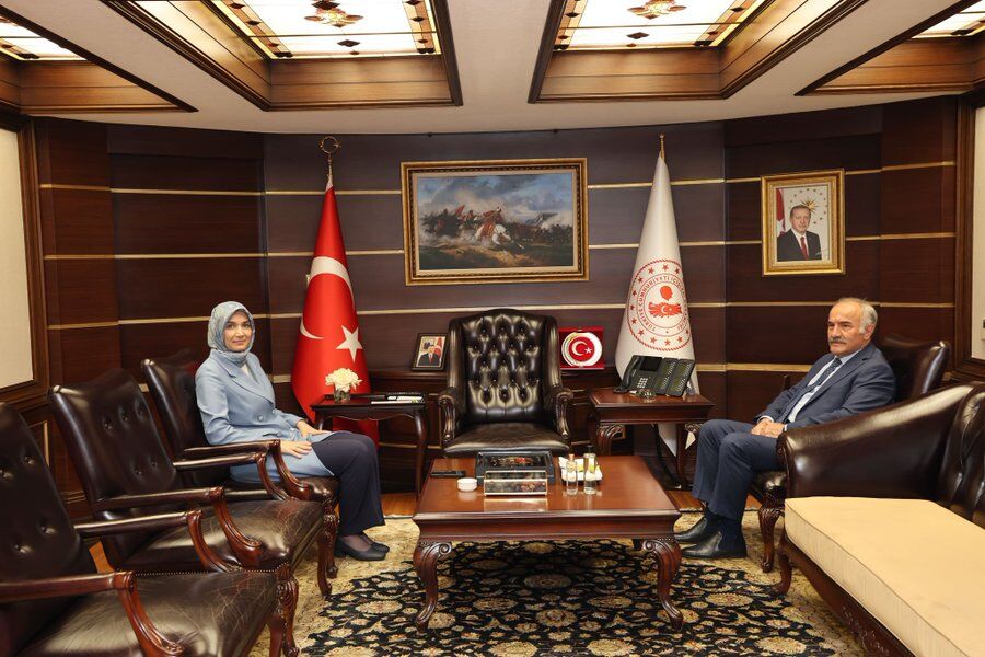 Savunma Sanayi̇i̇ Ve Strateji̇k Vi̇zyon Bakanlikta Görüşüldü