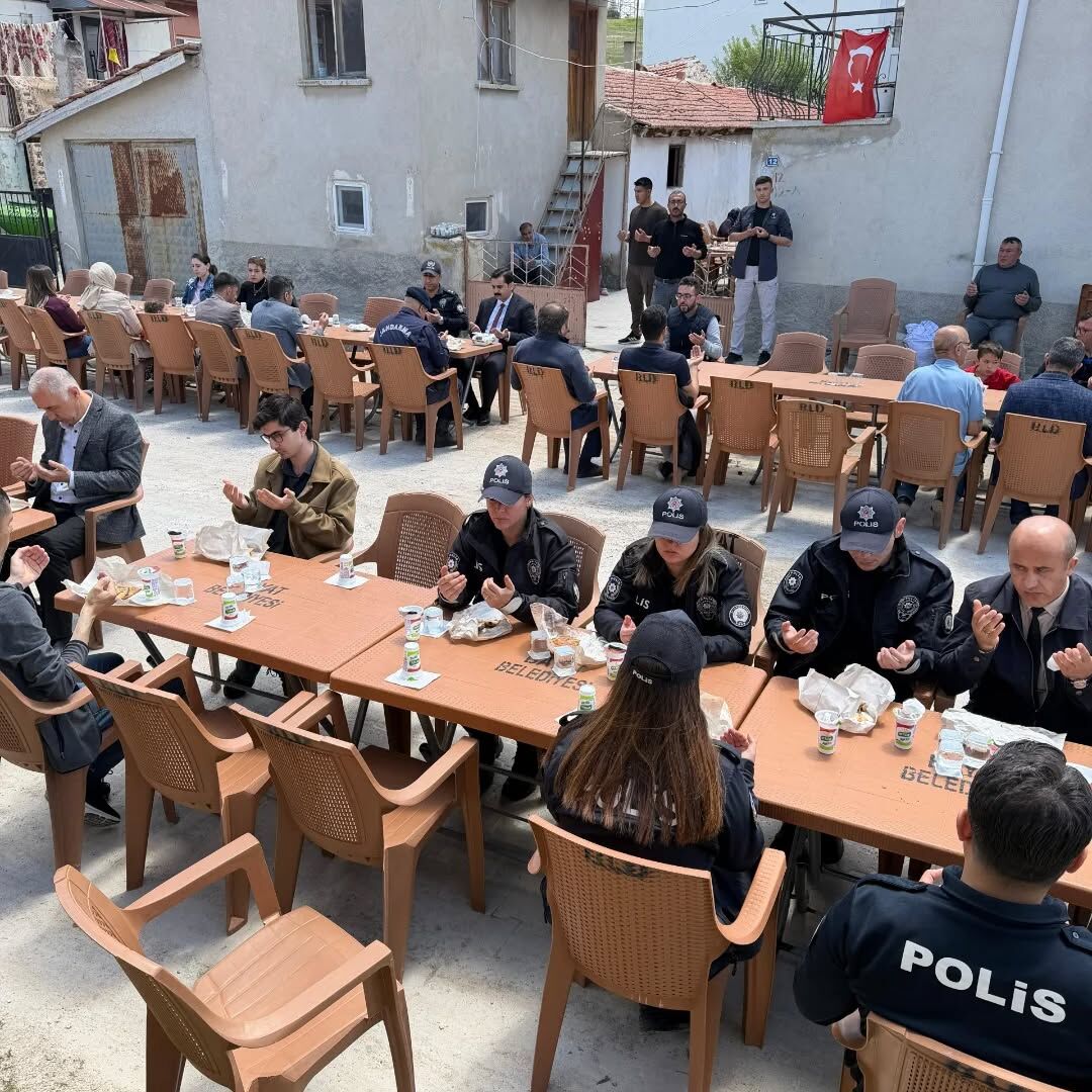 Şehit Muammer Arı Bayat’ta Dualarla Anıldı2