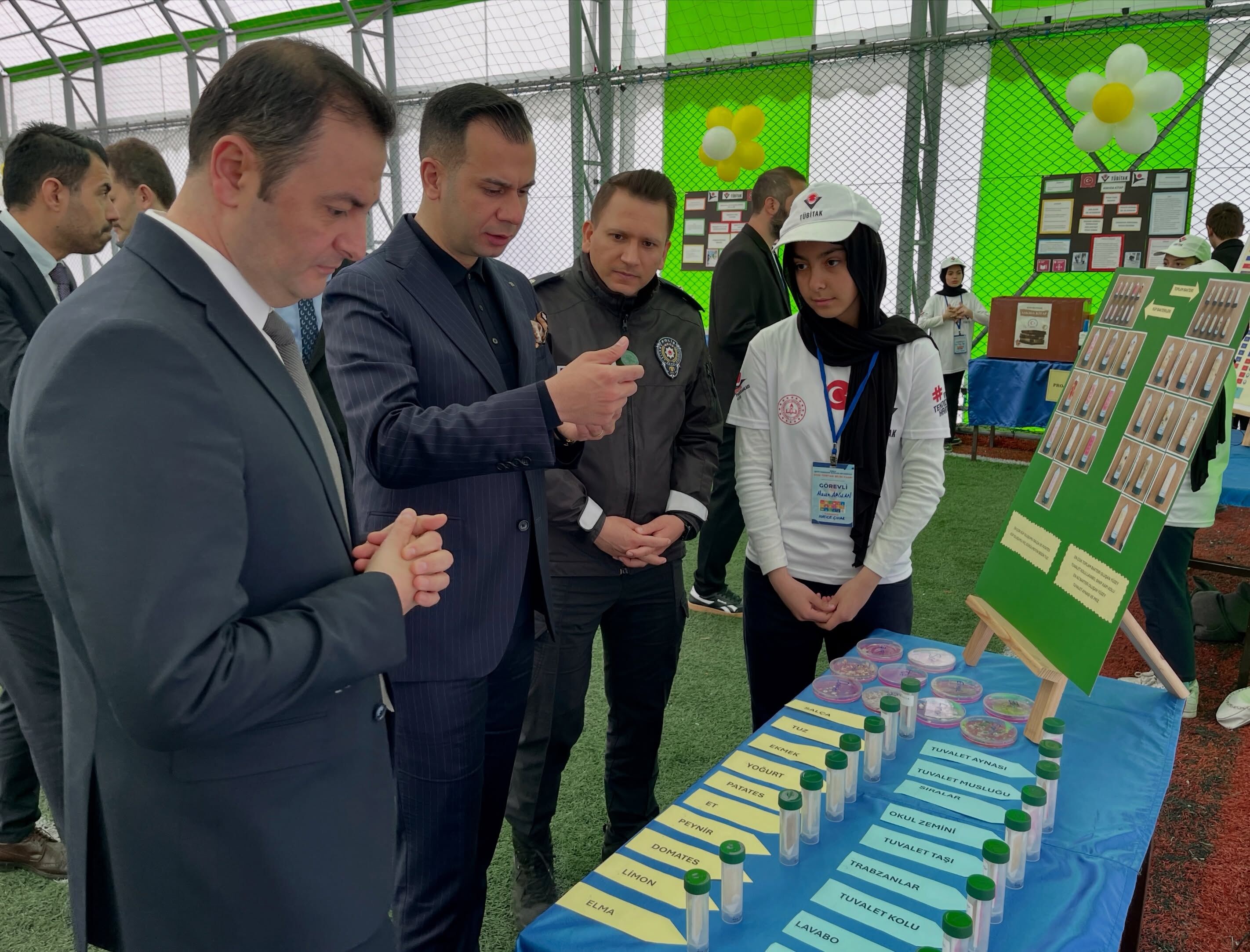 Si̇nanpaşa’da Öğrenci̇leri̇n Projeleri̇ Yoğun İlgi̇ Gördü2