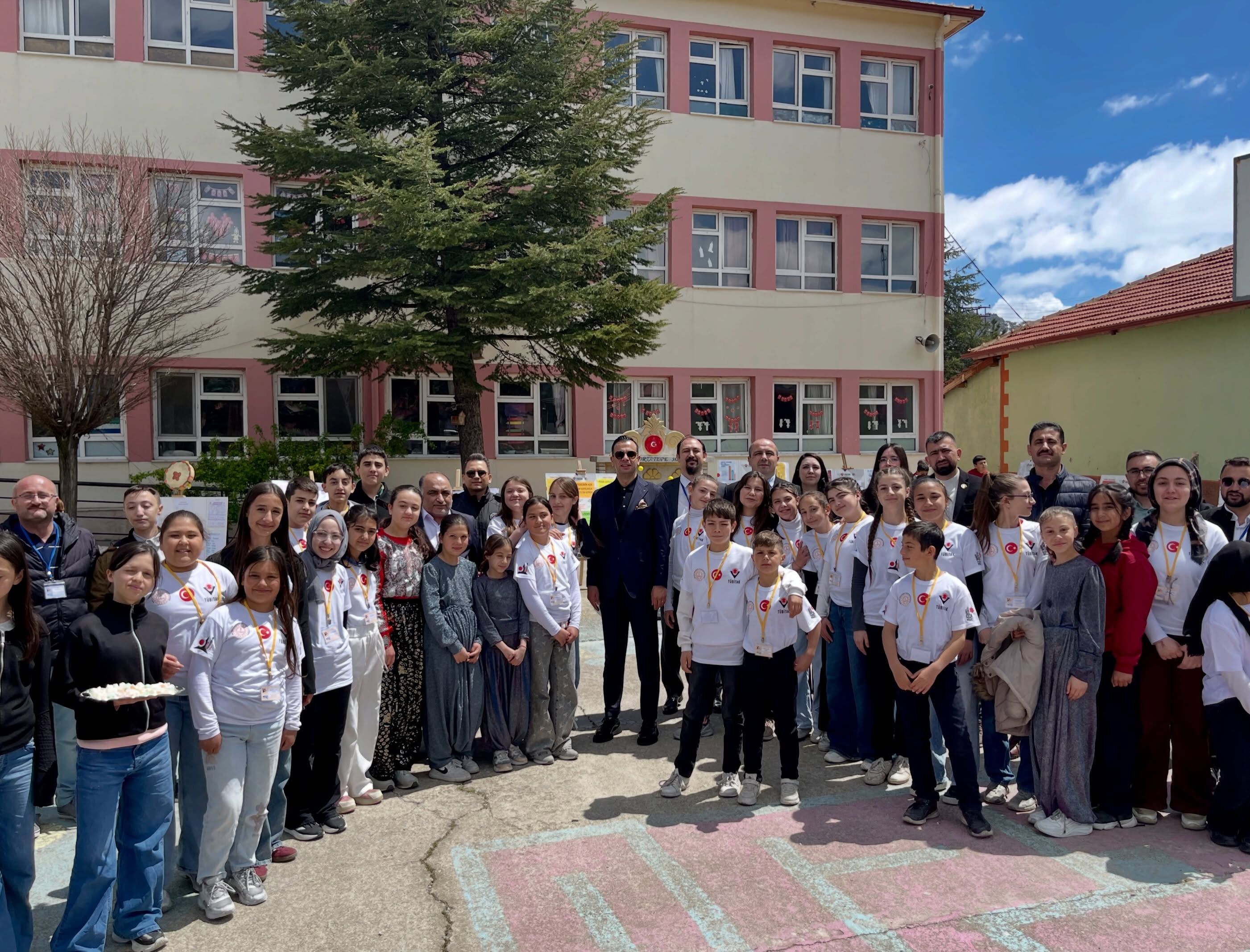 Si̇nanpaşa’da Öğrenci̇leri̇n Projeleri̇ Yoğun İlgi̇ Gördü3