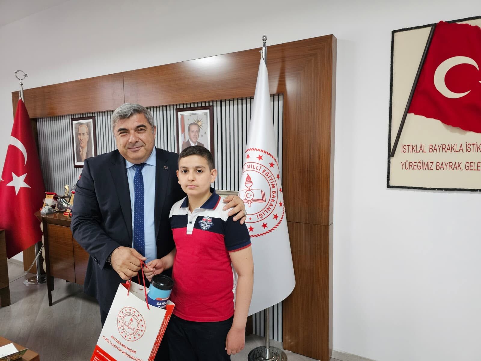 Genç Yazar (1)