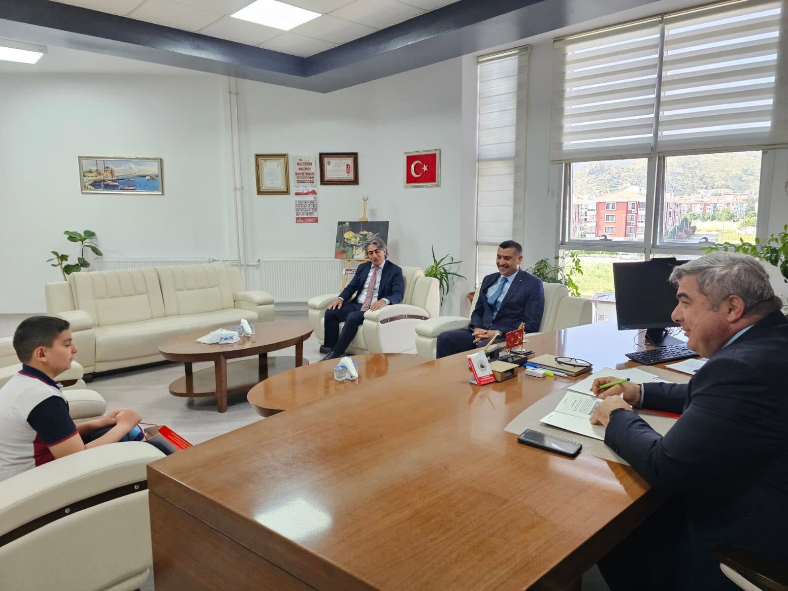 Genç Yazar (4)
