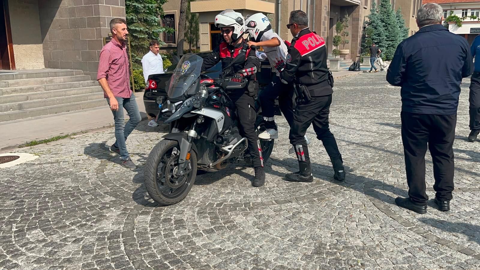 Lgs (1)