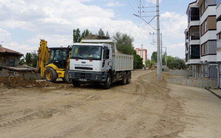 Şuhut Beledi̇yesi̇ (6)