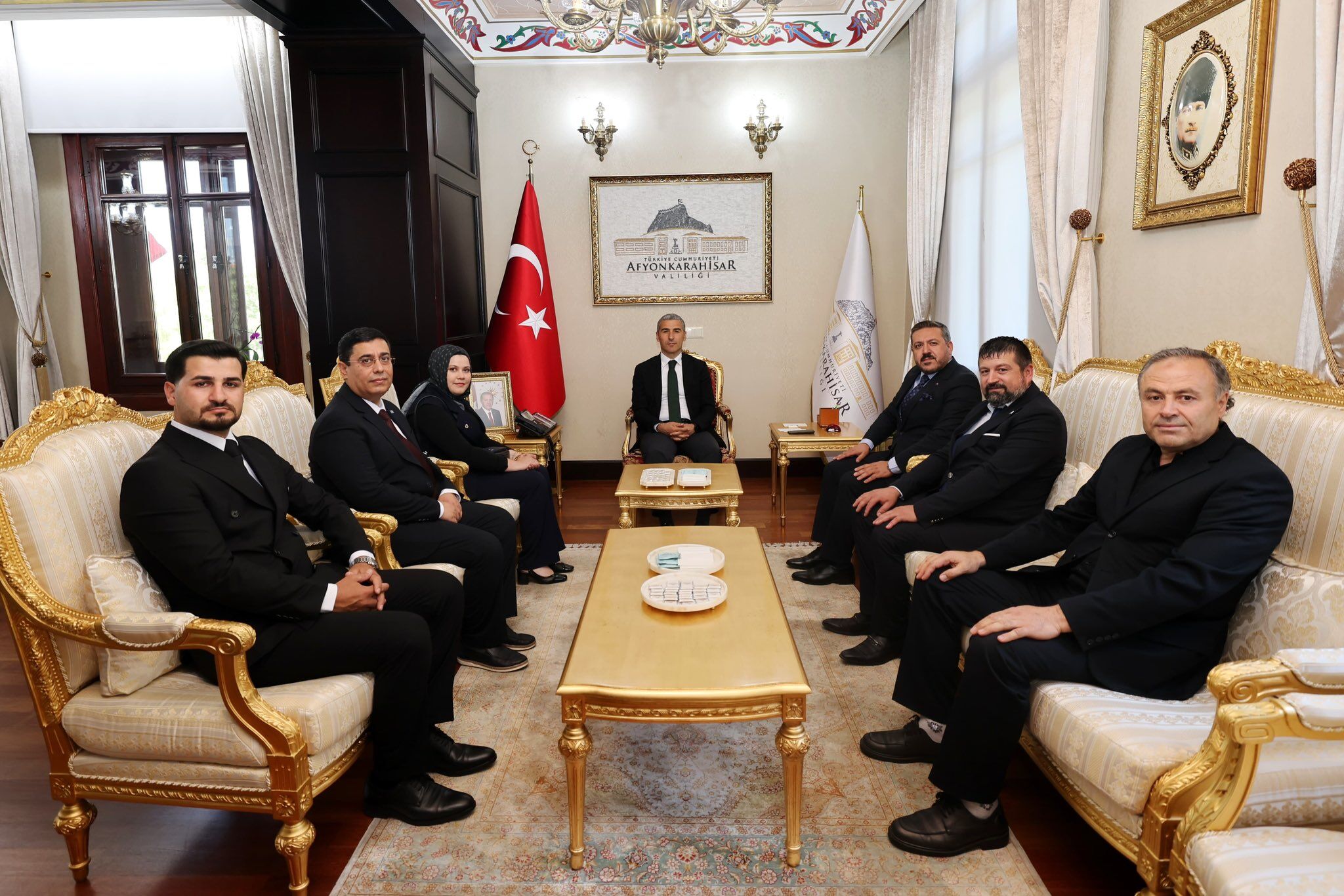 Vali̇ (1)-3