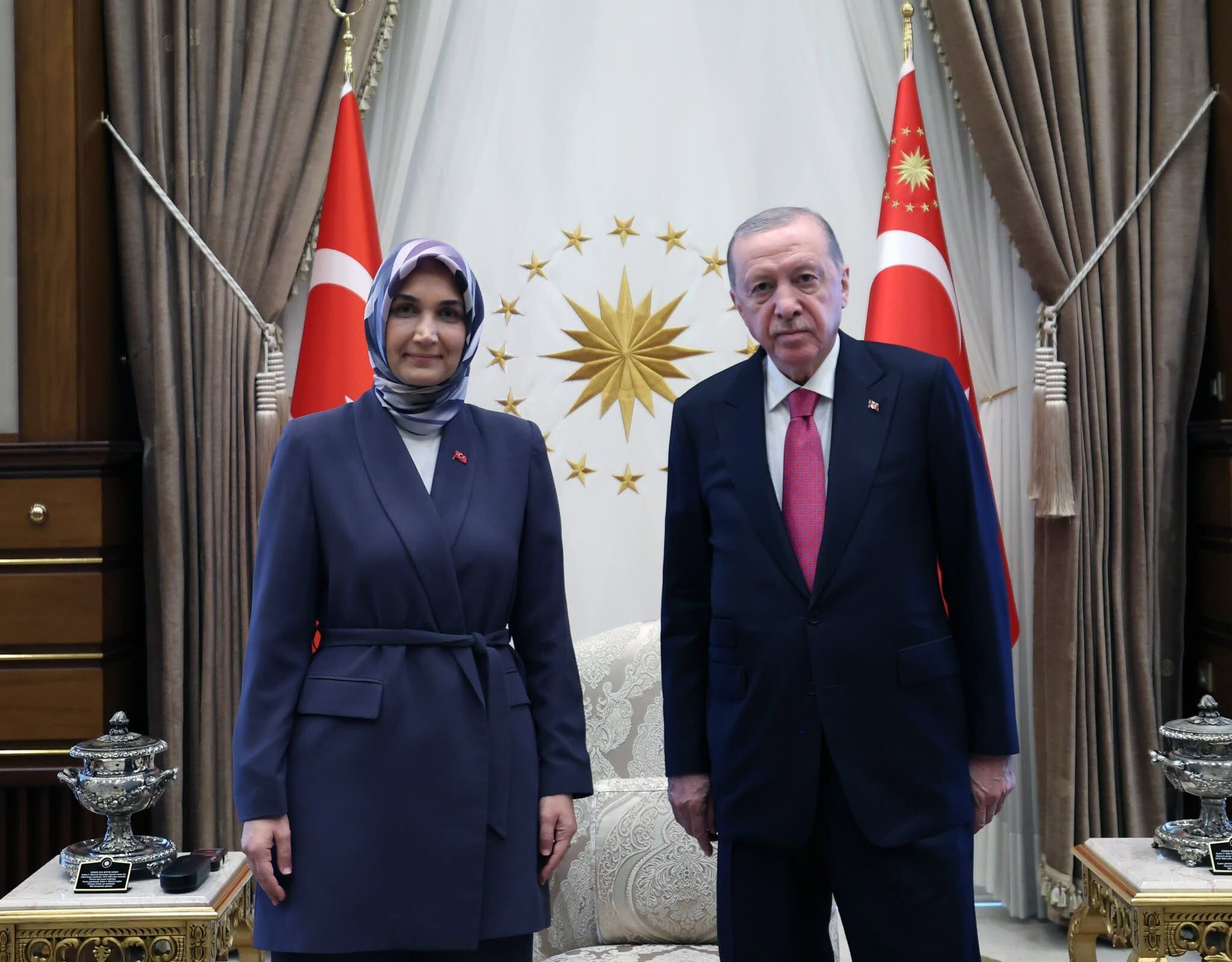 Y İ Ğ İ T B A Ş I2