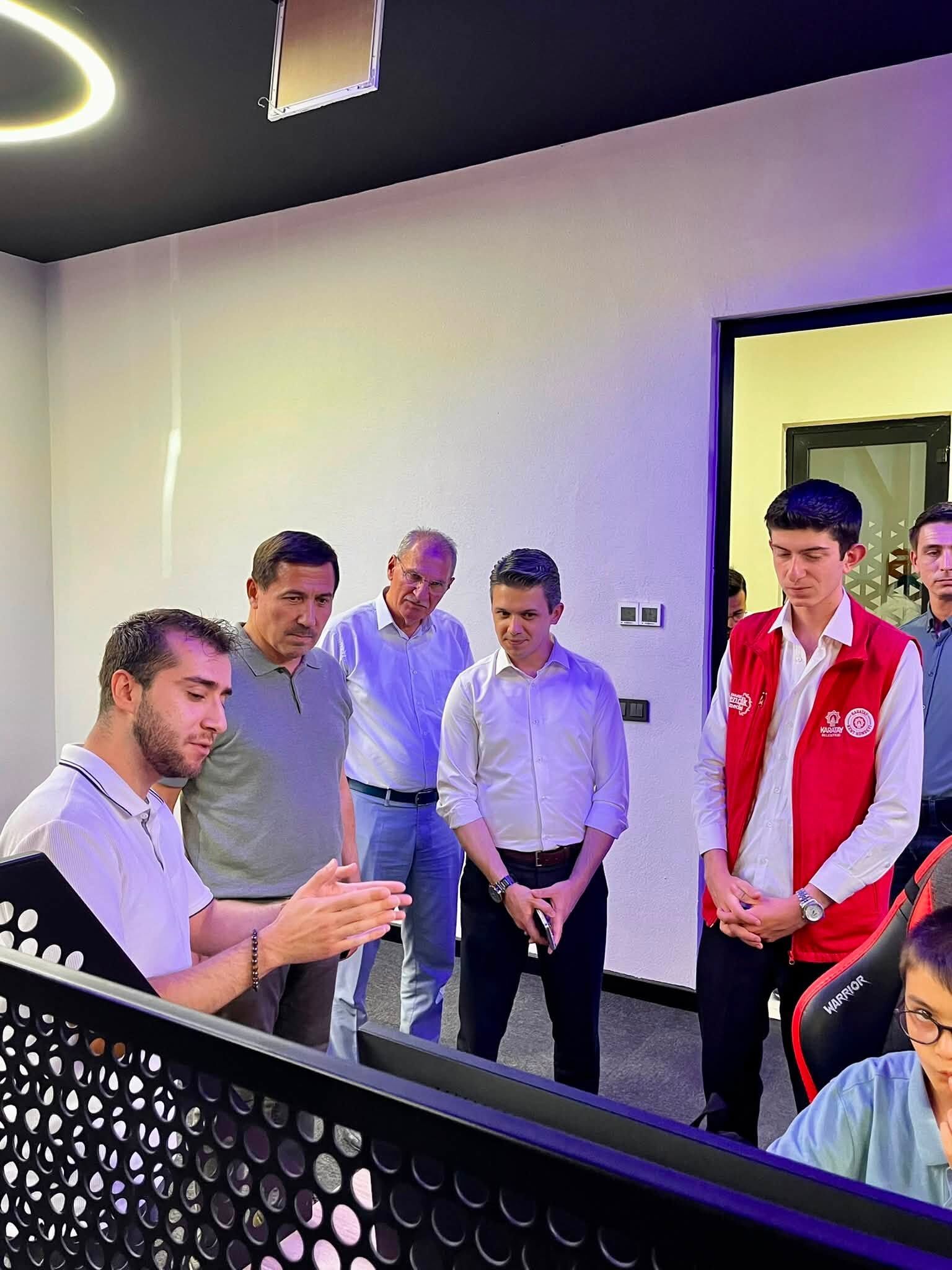 Çi̇çek (2)