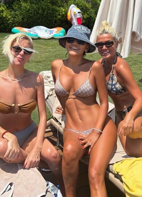 Demet Akalin (2)-1