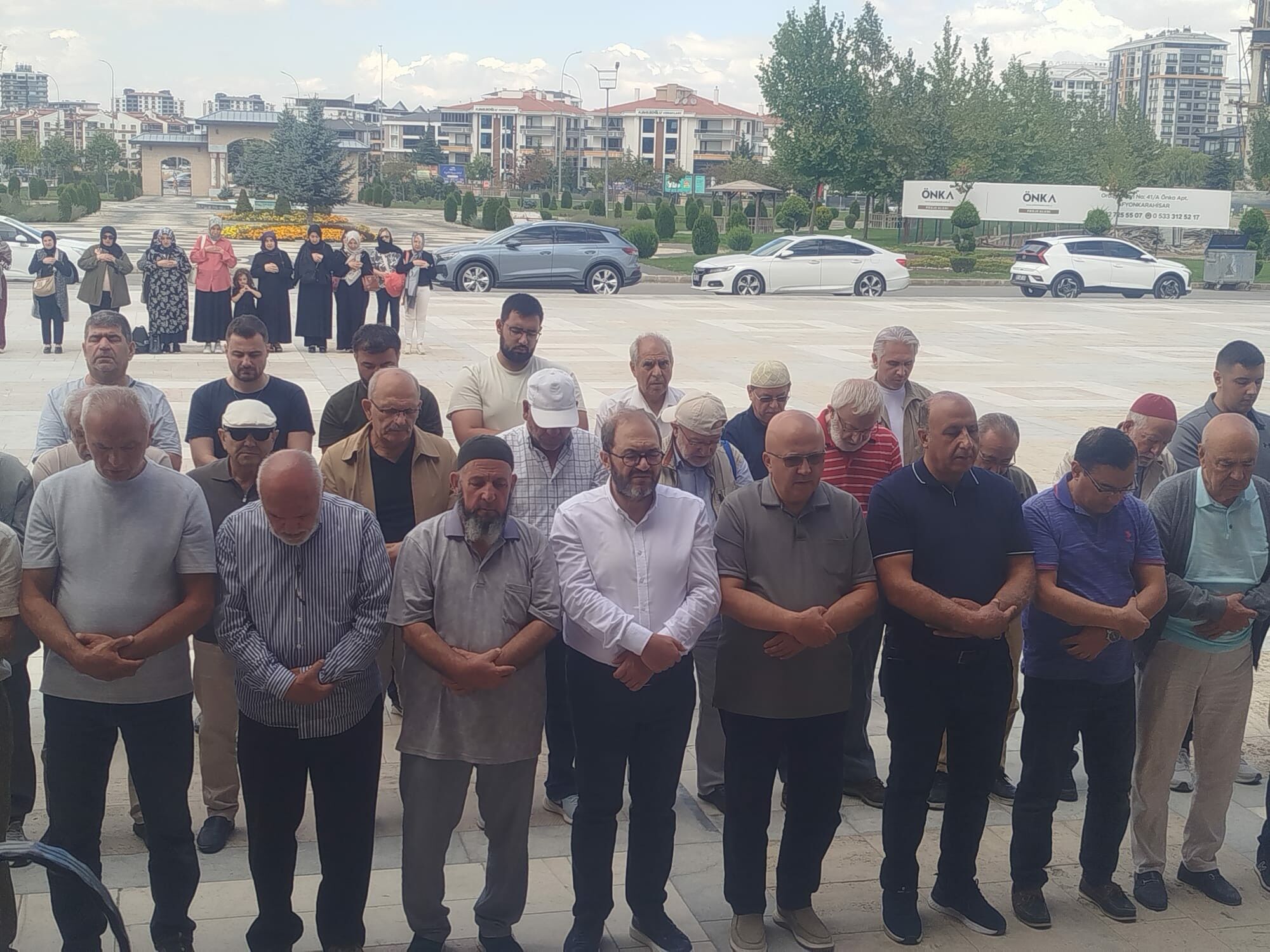 Haci Zehra Kundak Son Yolculuğuna Uğurlandi!4~1