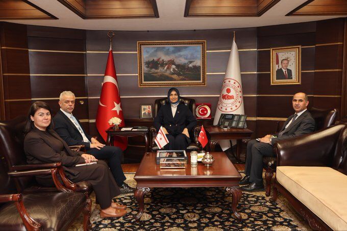 Yi̇ği̇tbaşi (3)-4