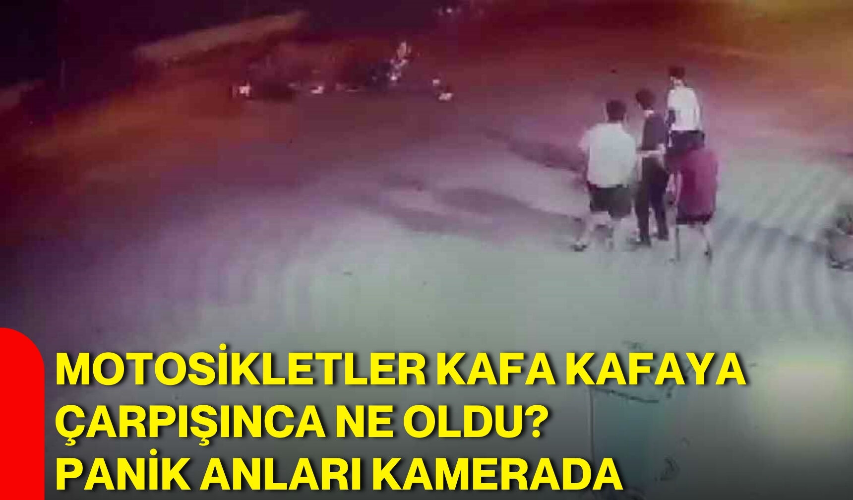 Motosikletler kafa kafaya çarpışınca ne oldu? Panik anları kamerada