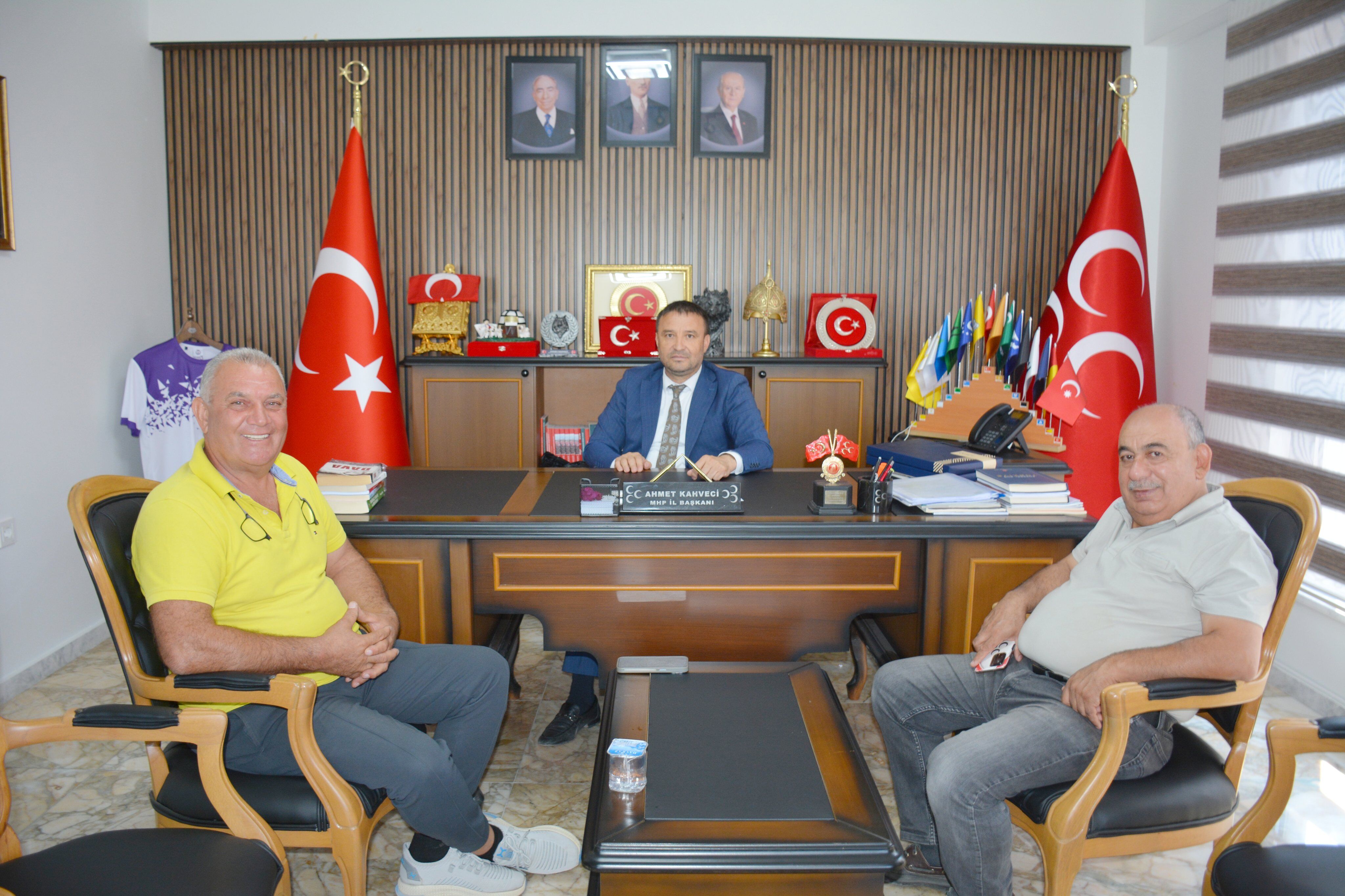 K A H V E C İ