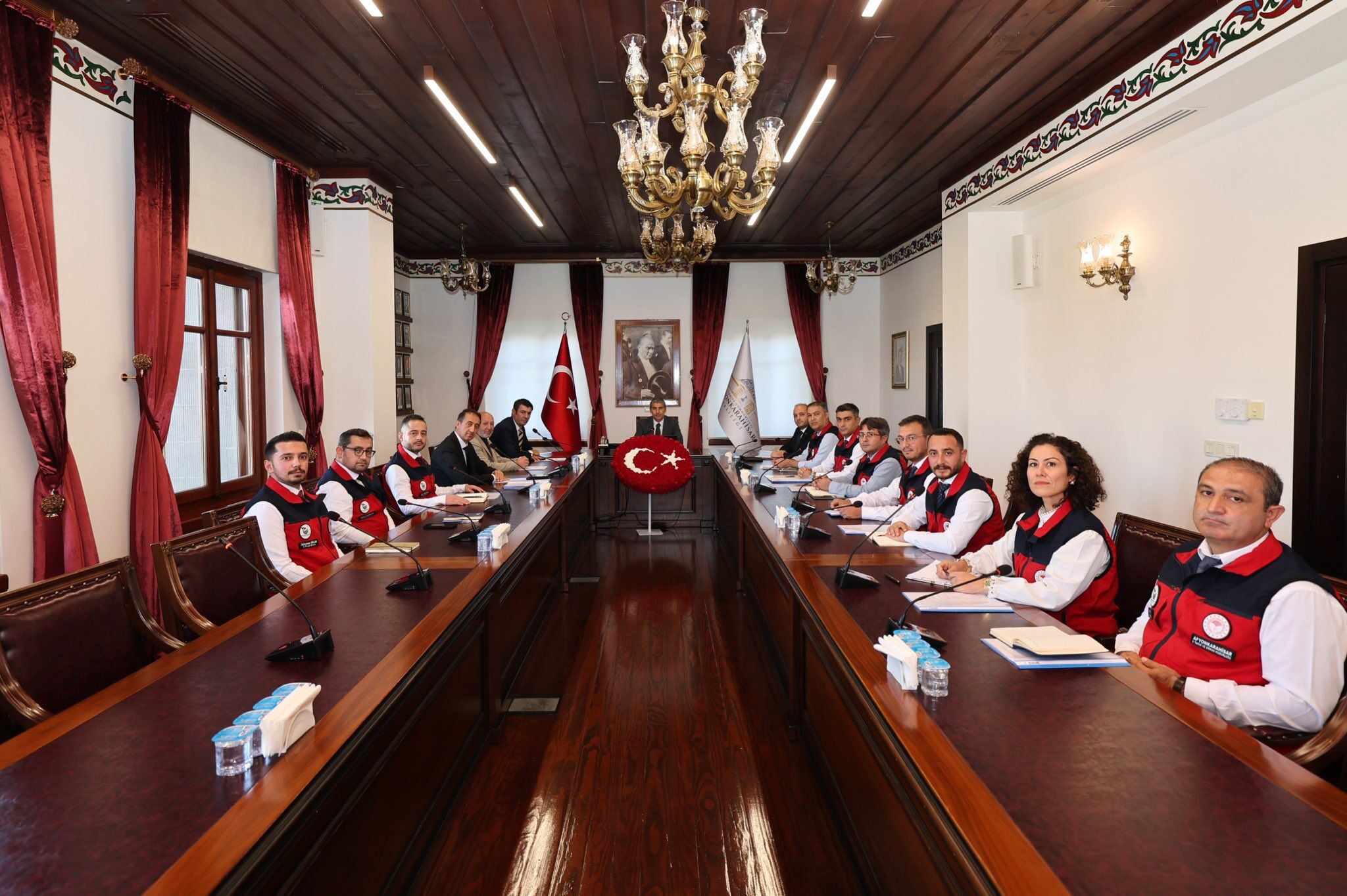 Toplanti Vali̇ (2)