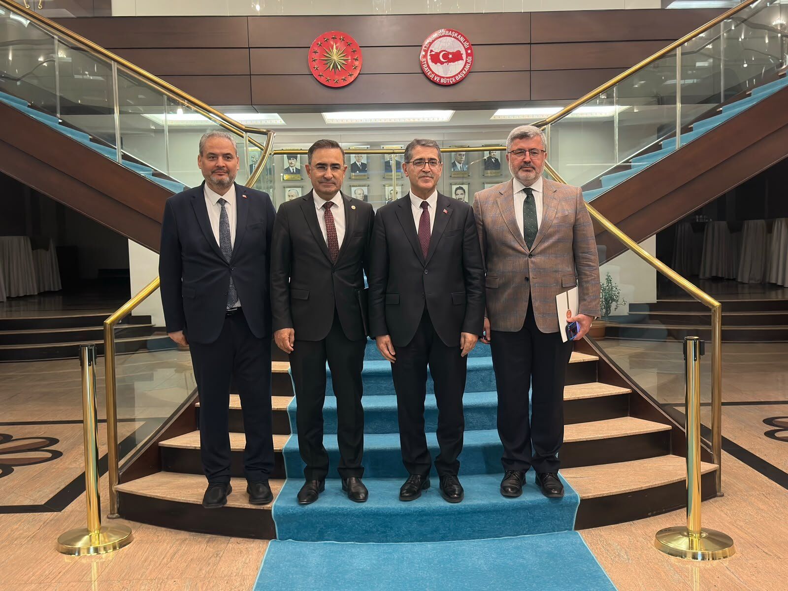 V E K İ L L E R-3