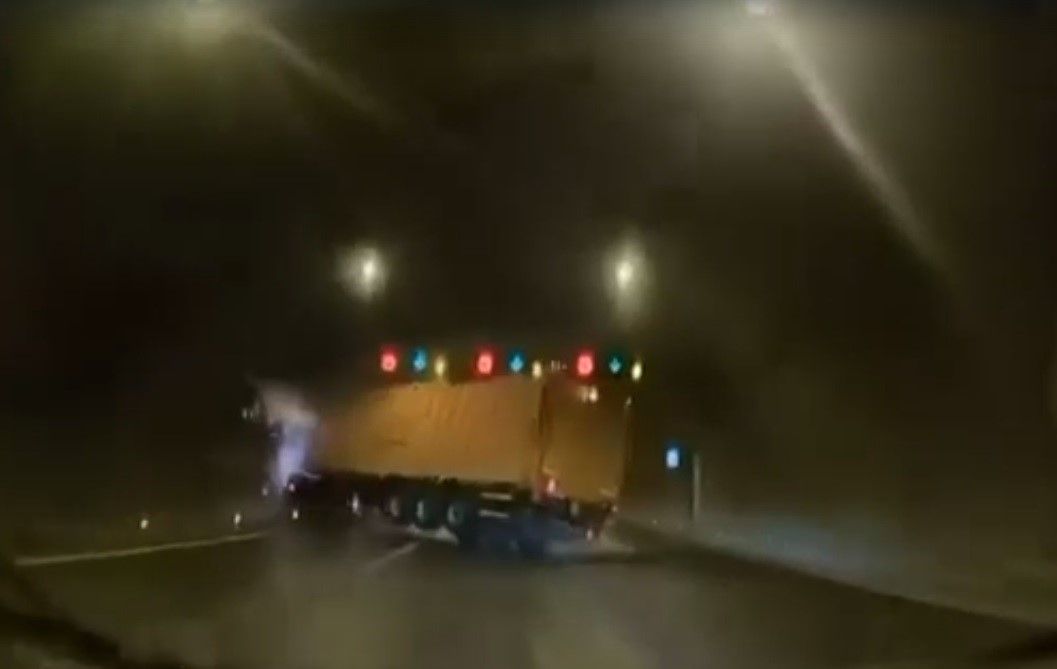 20261027Aw819343