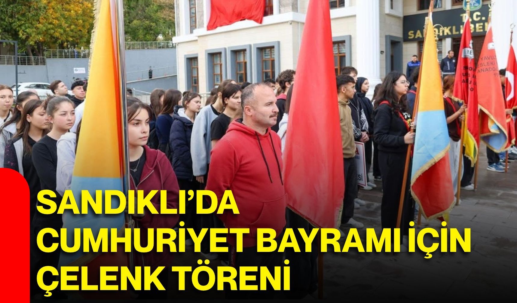 Sandıklı’da Cumhuriyet Bayramı için çelenk töreni