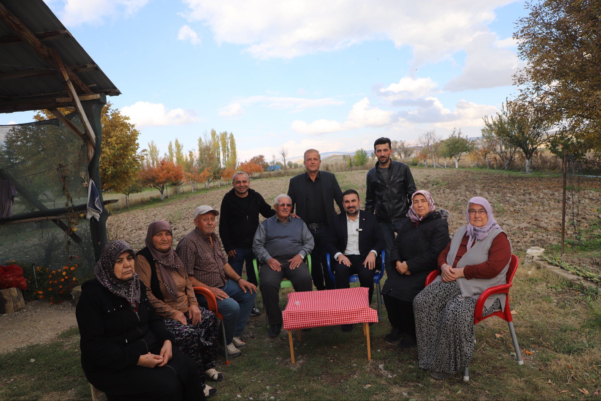Özgür (2)