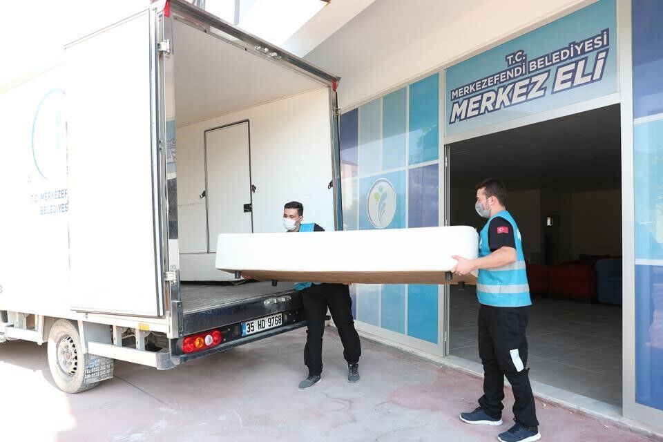 İhtiyaç sahiplerinin yaşamına dokundular